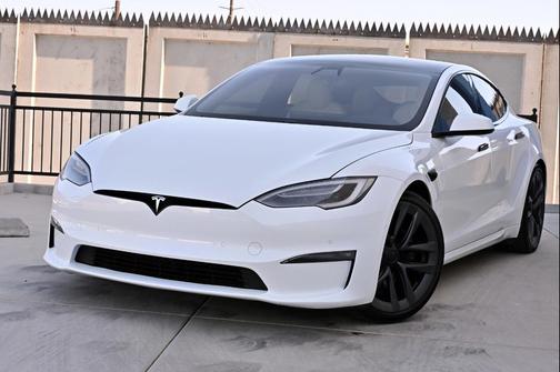 Pearl White Multicoat 2022 Tesla Model S AWD