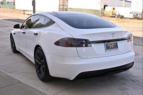 Pearl White Multicoat 2022 Tesla Model S AWD
