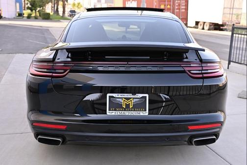 Black 2018 Porsche Panamera 4