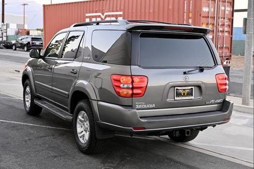 Phantom Gray Pearl 2004 Toyota Sequoia Limited