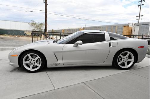 2005 Chevrolet Corvette Base