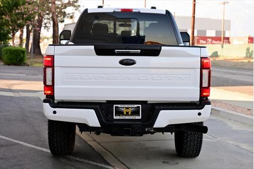 2020 Ford F-250 LARIAT 4WD Crew Cab 8' Bed