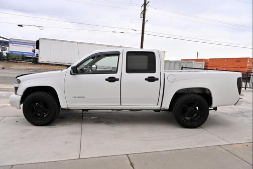 Summit White 2004 Chevrolet Colorado LS