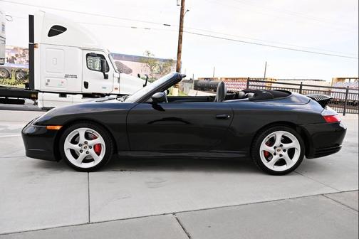 2004 Porsche 911 Carrera 4S Cabriolet