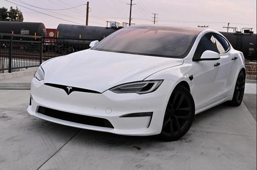 2022 Tesla Model S Plaid