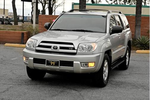 2004 Toyota 4Runner SR5 V8