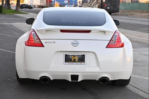 2010 Nissan 370Z Base