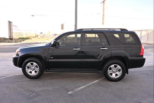 Black 2008 Toyota 4Runner SR5