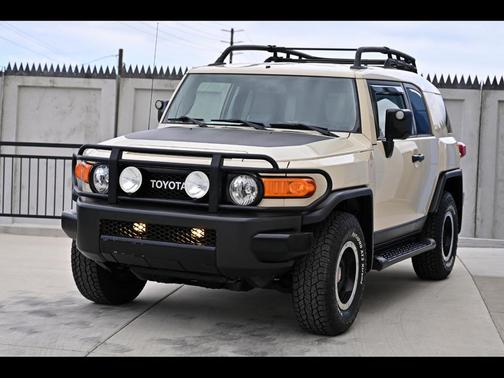 Sanstorm 2010 Toyota FJ Cruiser Base