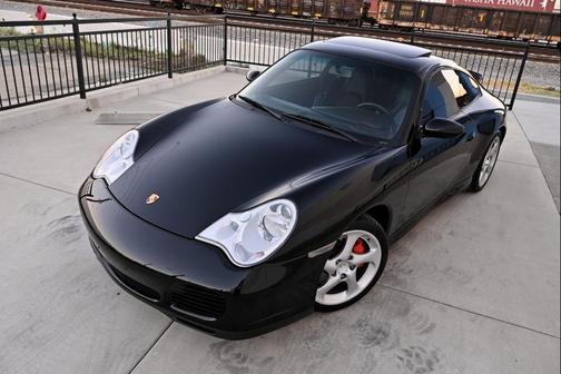 2004 Porsche 911 Carrera