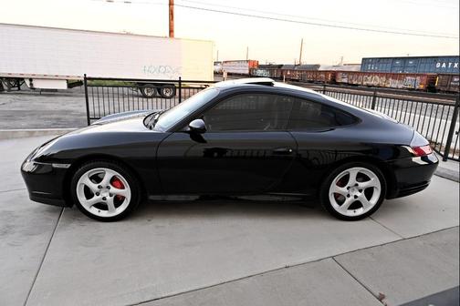 2004 Porsche 911 Carrera