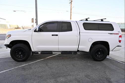 Super White 2018 Toyota Tundra SR5