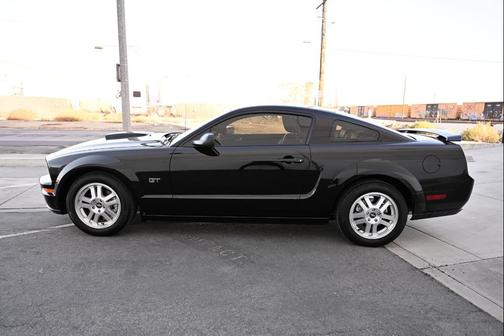 2007 Ford Mustang GT Premium