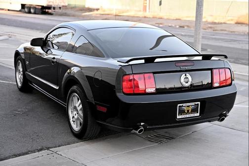 2007 Ford Mustang GT Premium