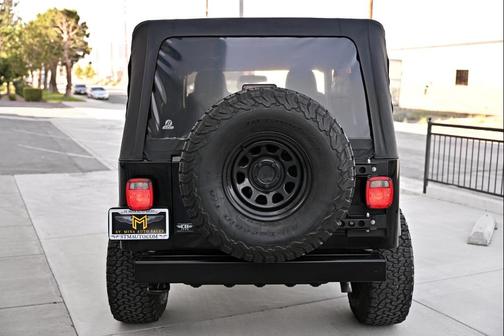 Black 2005 Jeep Wrangler Unlimited
