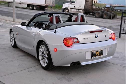 2003 BMW Z4 2.5i Roadster