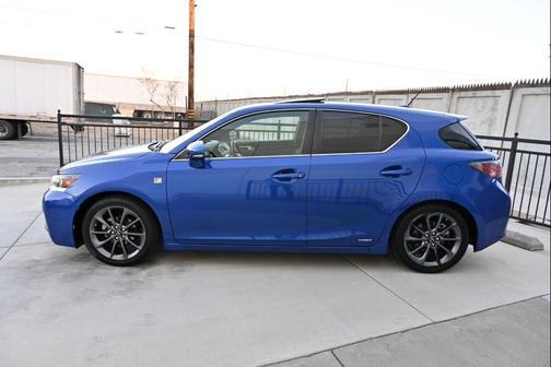 Ultrasonic Blue 2013 Lexus CT 200h Premium