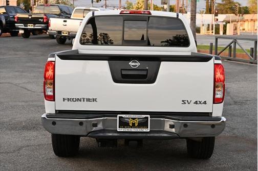 2016 Nissan Frontier SV