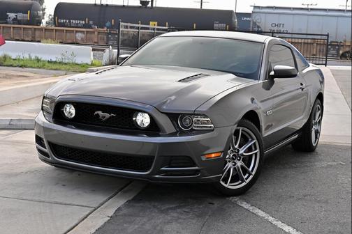 2013 Ford Mustang GT Premium