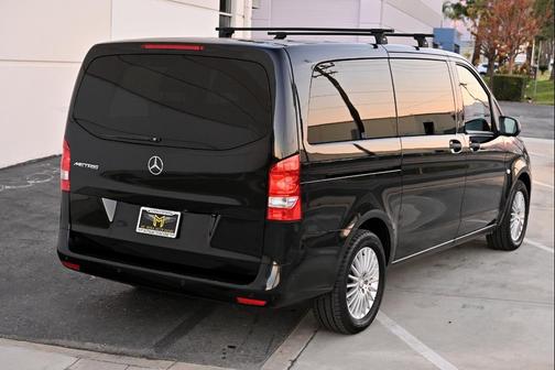 2018 Mercedes-Benz Metris Base