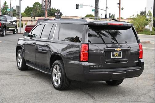 2018 Chevrolet Suburban LT