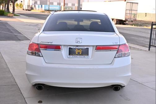 White Diamond Pearl 2011 Honda Accord EX-L