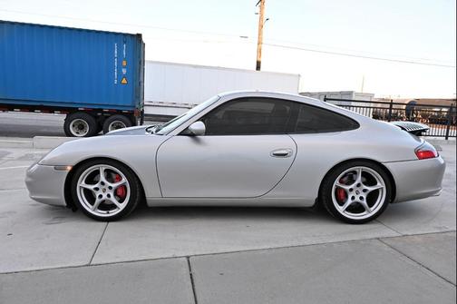 2002 Porsche 911 Carrera