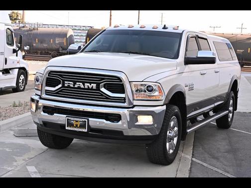 Pearl White 2018 RAM 2500 Laramie 4x4 Crew Cab 8'
