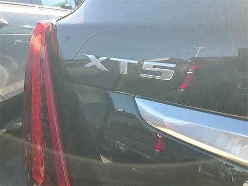 2023 Cadillac XT5 Luxury