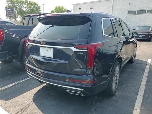 2022 Cadillac XT6 Premium Luxury AWD