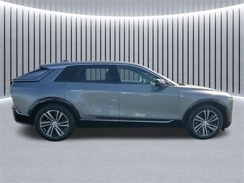 2023 Cadillac LYRIQ Luxury