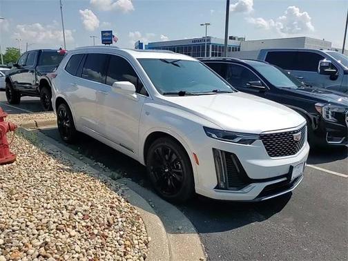 2023 Cadillac XT6 Premium Luxury AWD