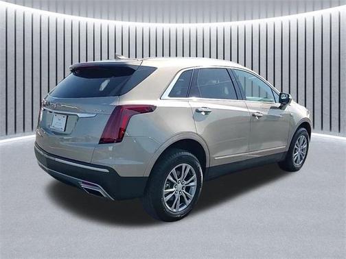 2022 Cadillac XT5 Premium Luxury