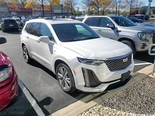 2022 Cadillac XT6 Premium Luxury AWD