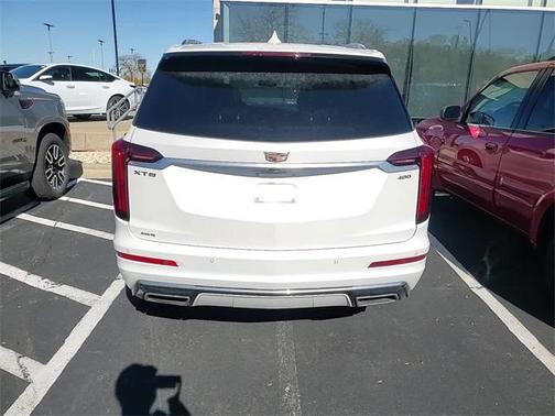 2022 Cadillac XT6 Premium Luxury AWD