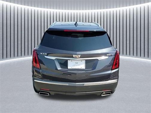 2022 Cadillac XT5 Luxury