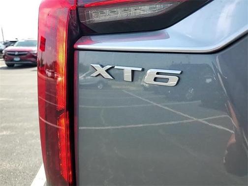 2022 Cadillac XT6 Premium Luxury AWD