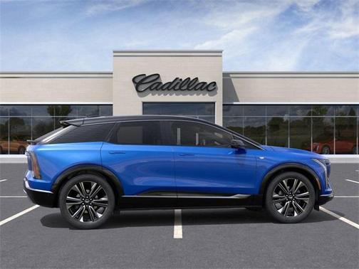 2025 Cadillac OPTIQ Luxury