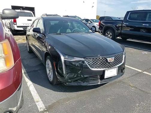 2022 Cadillac CT4 Luxury