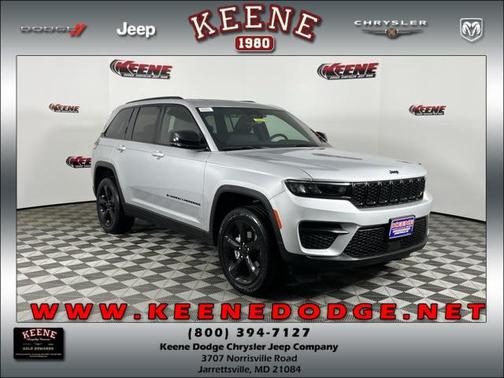 2025 Jeep Grand Cherokee Laredo