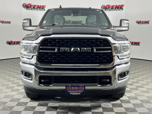 2023 RAM 2500 Big Horn Crew Cab 4x4 8' Box