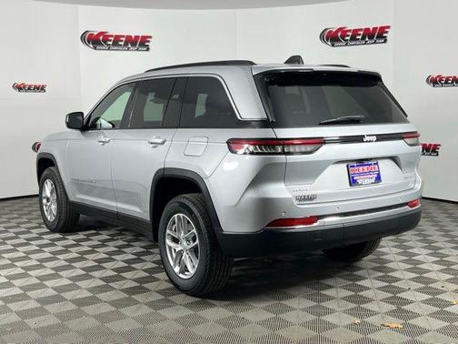 Silver Zynith 2025 Jeep Grand Cherokee Laredo