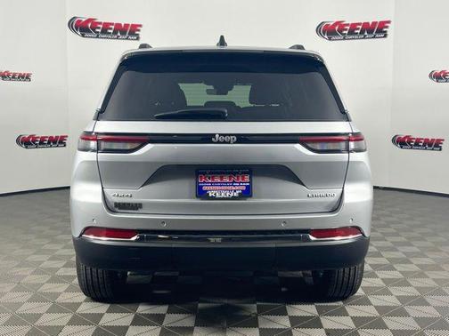 Silver Zynith 2025 Jeep Grand Cherokee Laredo