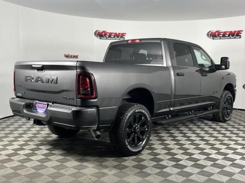 2025 RAM 3500 Big Horn Crew Cab 4x4 6'4' Box