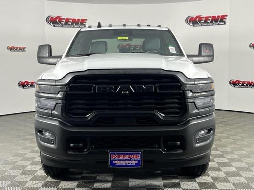 2025 RAM 3500 Tradesman Crew Cab 4x4 6'4' Box
