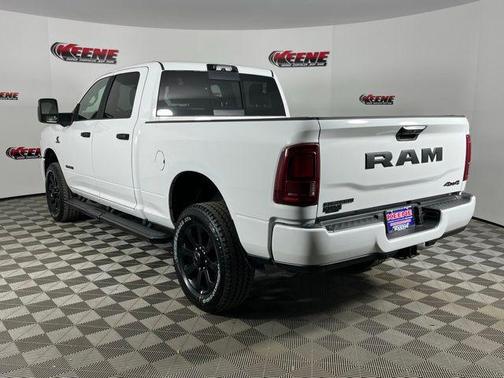 Bright White Clearcoat 2026 RAM 2500 Big Horn Crew Cab 4x4 6'4' Box