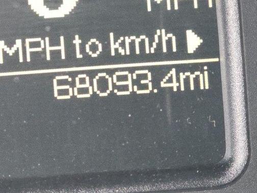 2017 RAM 2500 Tradesman Crew Cab 4x4 8' Box