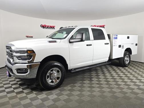 2025 RAM 2500 Tradesman Crew Cab 4x4 8' Box