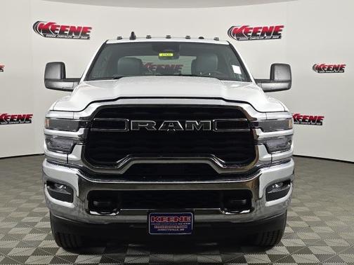 2025 RAM 2500 Tradesman Crew Cab 4x4 8' Box