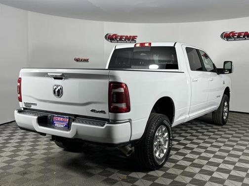2024 RAM 2500 Laramie Crew Cab 4x4 6'4' Box